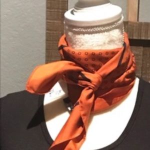 Chase lands End Women Scarf